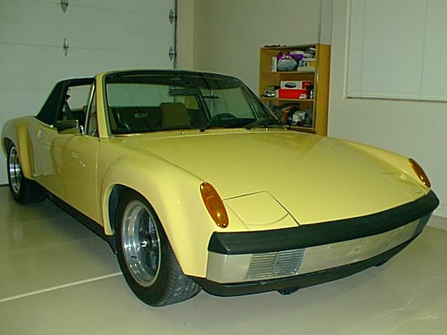 914 Front 3-4 Low 10-15-98.jpg (32922 bytes)